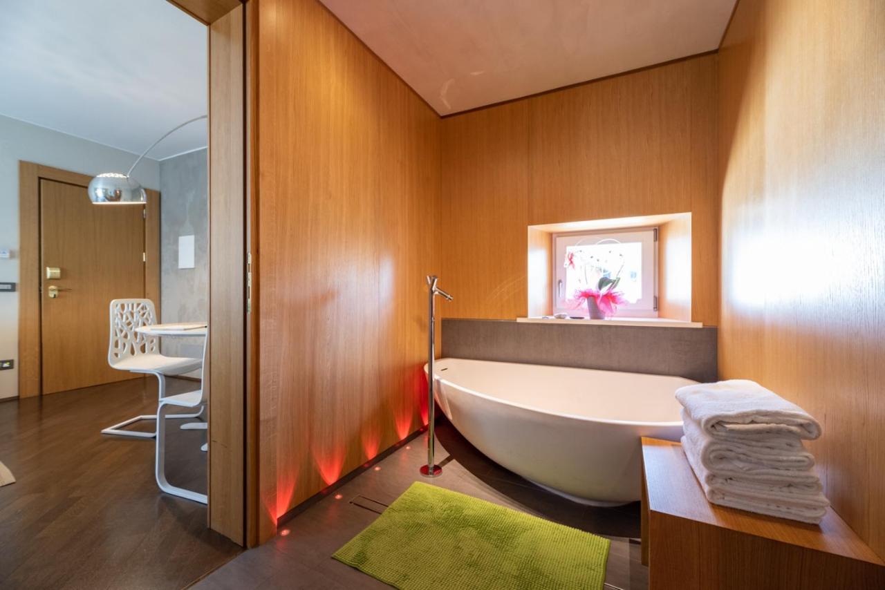 Hotel Suite Inn Удине Экстерьер фото