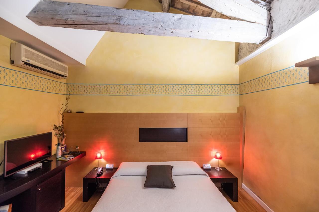Hotel Suite Inn Удине Экстерьер фото