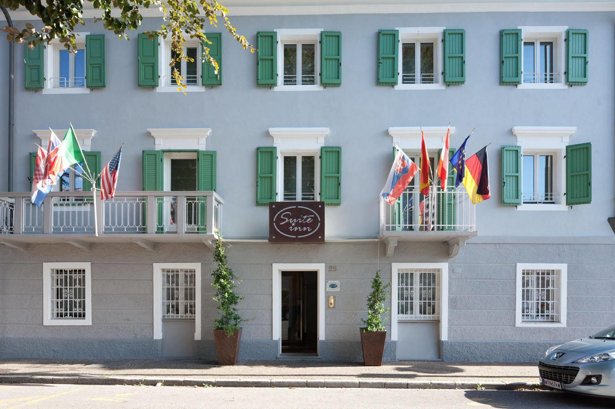 Hotel Suite Inn Удине Экстерьер фото